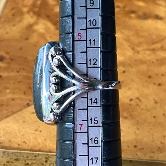 Natural Labradorite Sterling Silver Cocktail Ring Size 6 - Picture 10 of 10